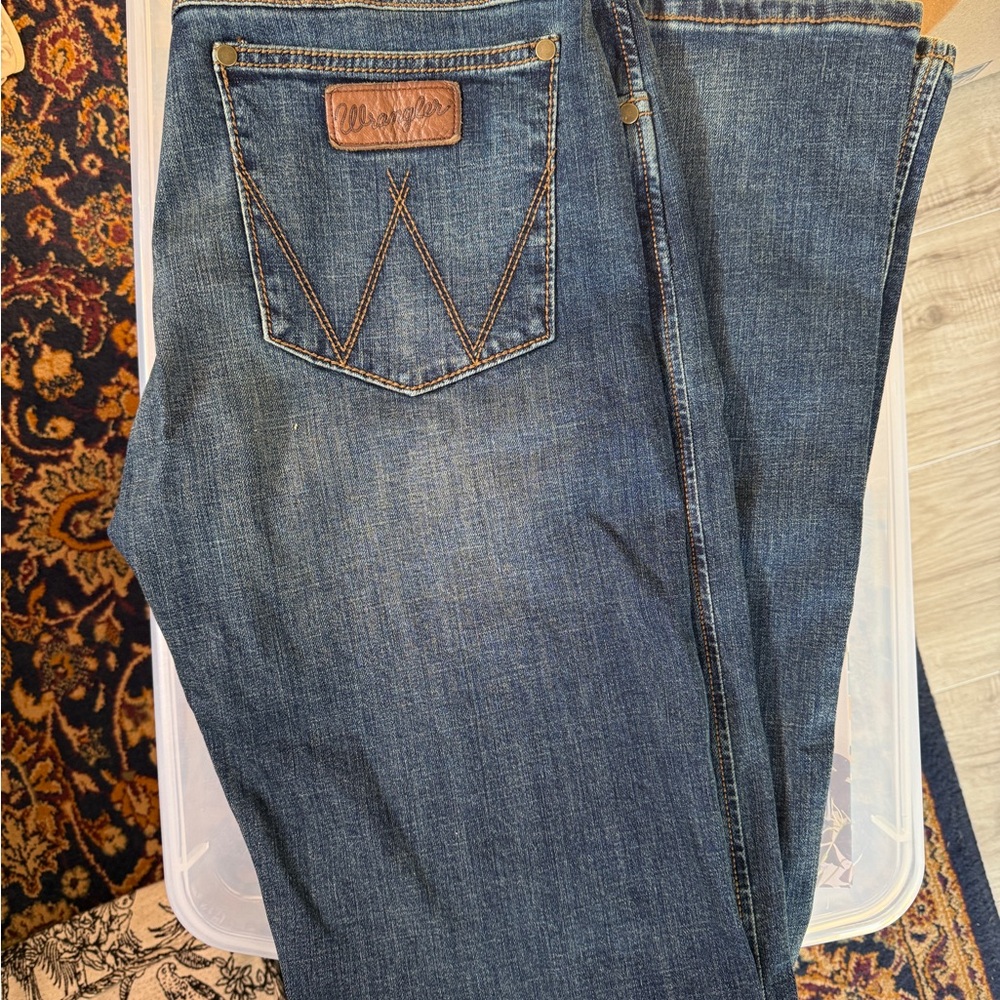 Wrangler Retro Slim Straight Dark Blue Jeans